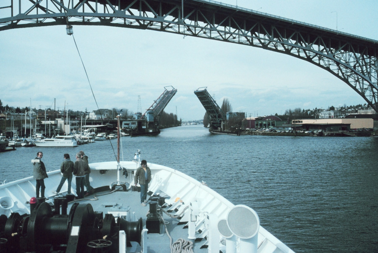 Heading toward Ballard Locks from Lake Union (Image credit: Commander John Bortniak) Heading toward Ballard Locks from Lake Union