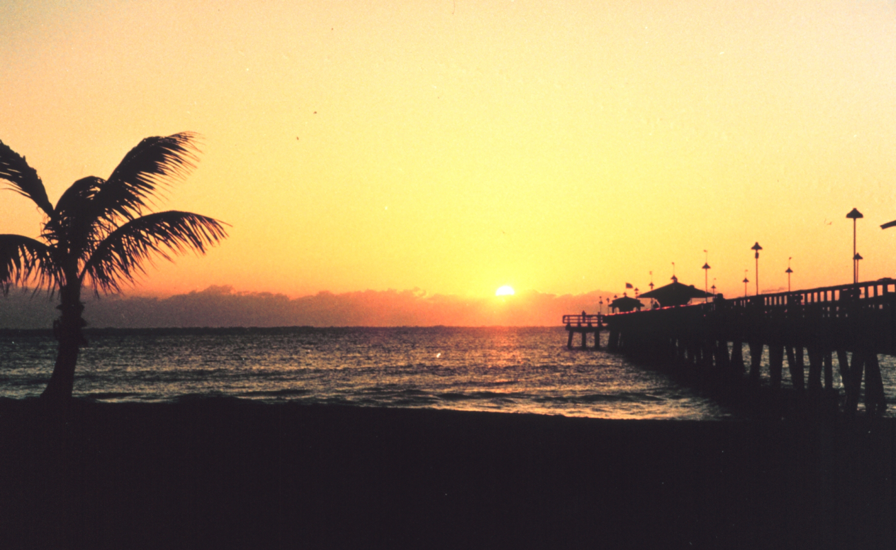 Sunset and fishing pier (Image credit: Jess Snyder) Sunset and fishing pier