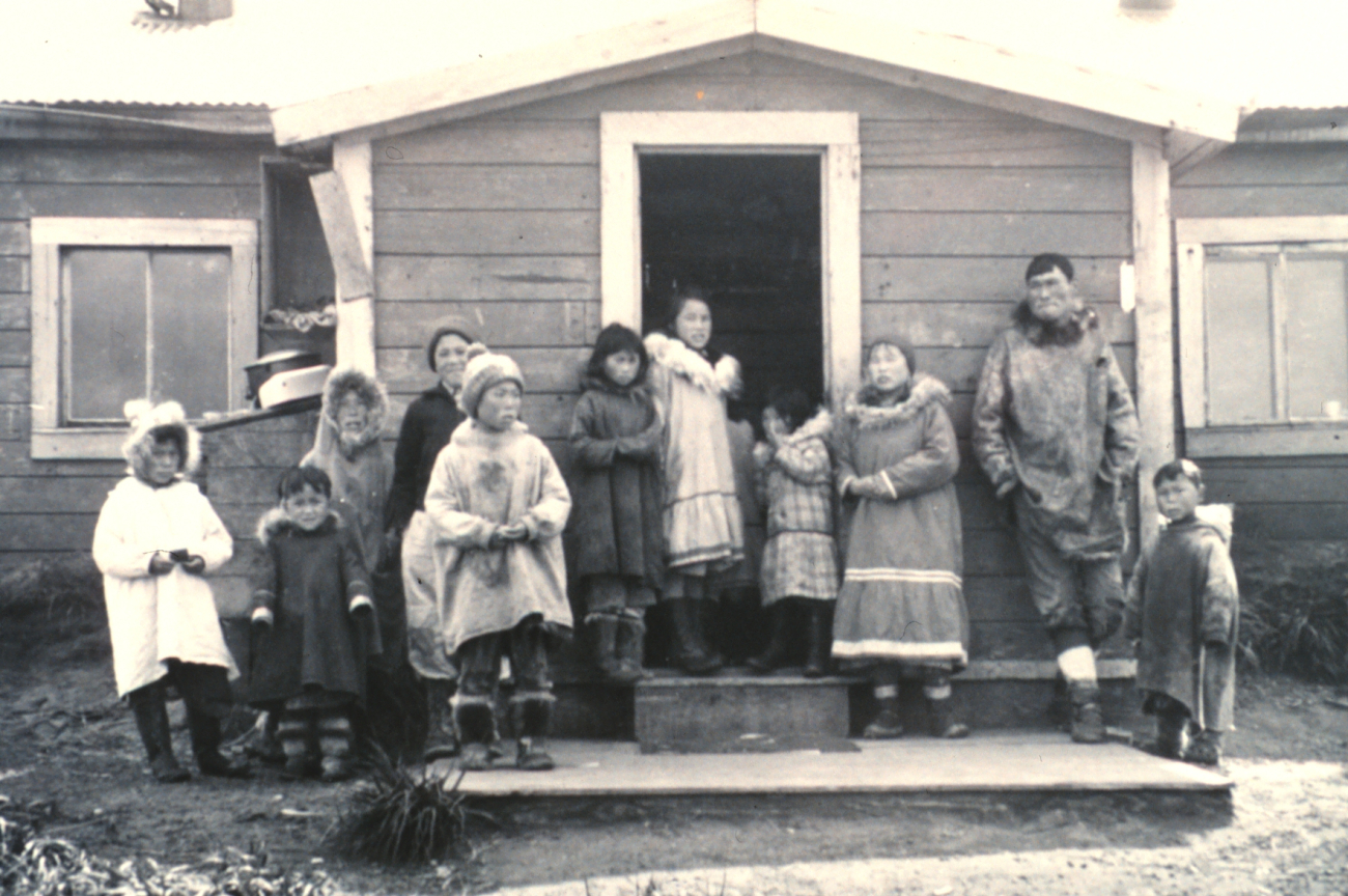 Eskimos visiting at Paul Evanoff's house (Image credit: National Marine Fisheries Service | Dr. Ira N. Gabrielson) Eskimos visiting at Paul Evanoff's house