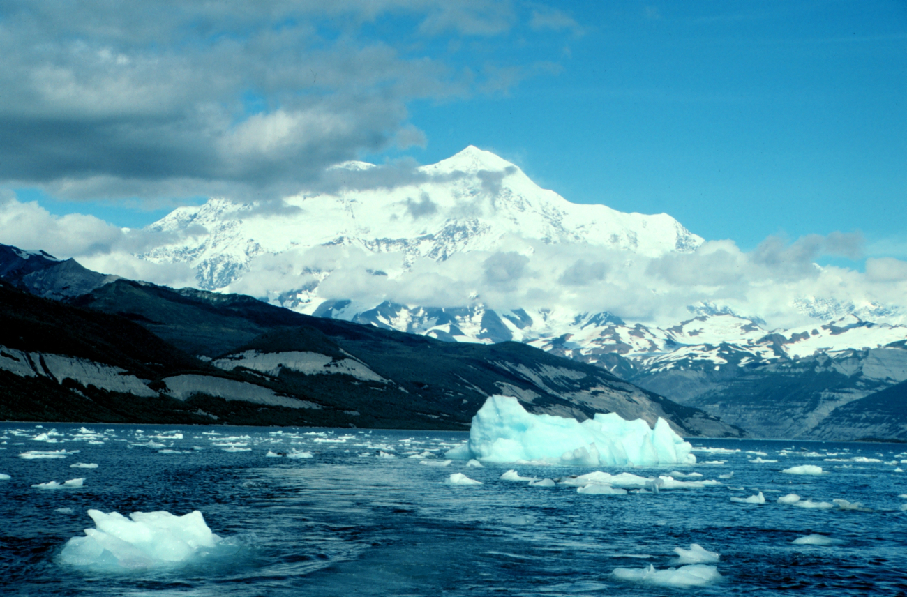Photo #11 of Mount St (Image credit: Mr. David Sinson) Photo #11 of Mount St