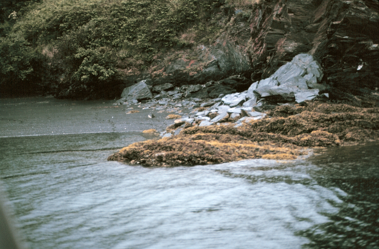 A small cove on Piridon Bay (Image credit: Mr. David Sinson) A small cove on Piridon Bay