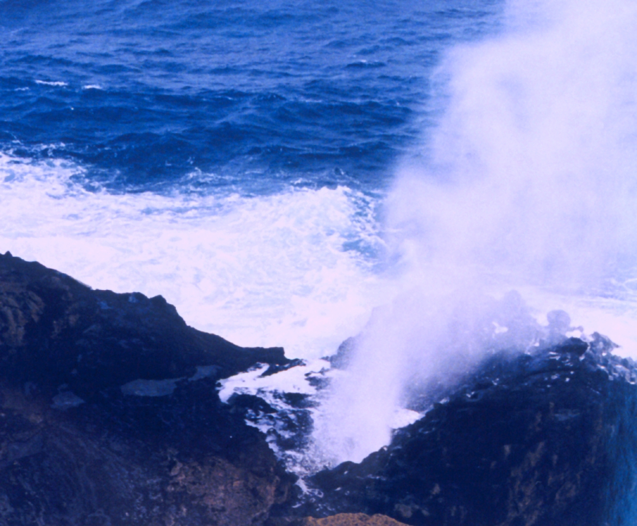 Halona Blowhole on the Kalanianaole Highway on Oahu's east side line2405.jpg Halona Blowhole on the Kalanianaole Highway on Oahu's east side