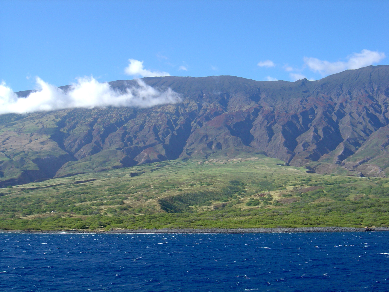 Coast of southern Maui (Image credit: Dr. Dwayne Meadows) Coast of southern Maui
