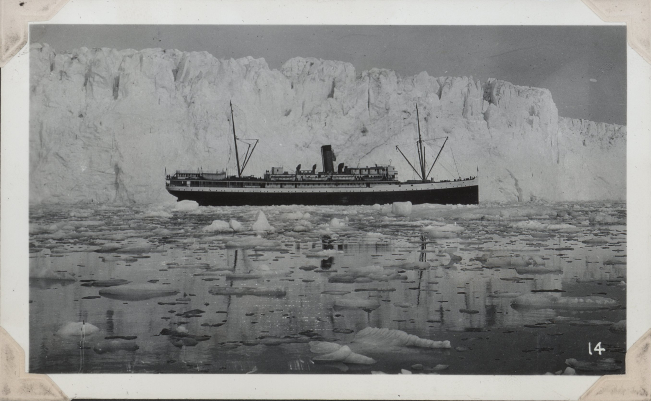Tourist steamer at Columbia Glacier (Image credit: Collection of Vice Admiral H. Arnold Karo, C&GS; deceased) Tourist steamer at Columbia Glacier