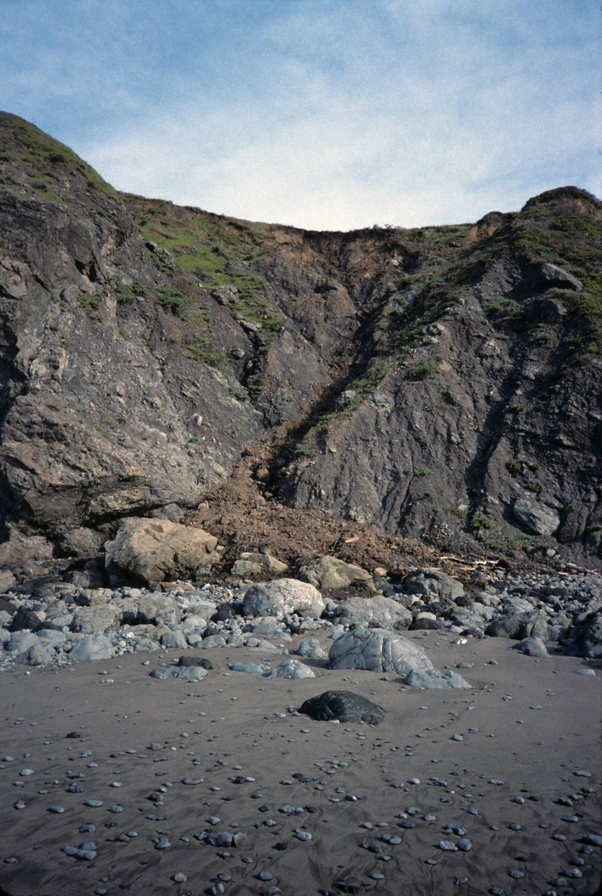 Pinnacle Gulch Beach (Image credit: Beach Watch, NOAA, Farallones Marine Sanctuary Association) Pinnacle Gulch Beach
