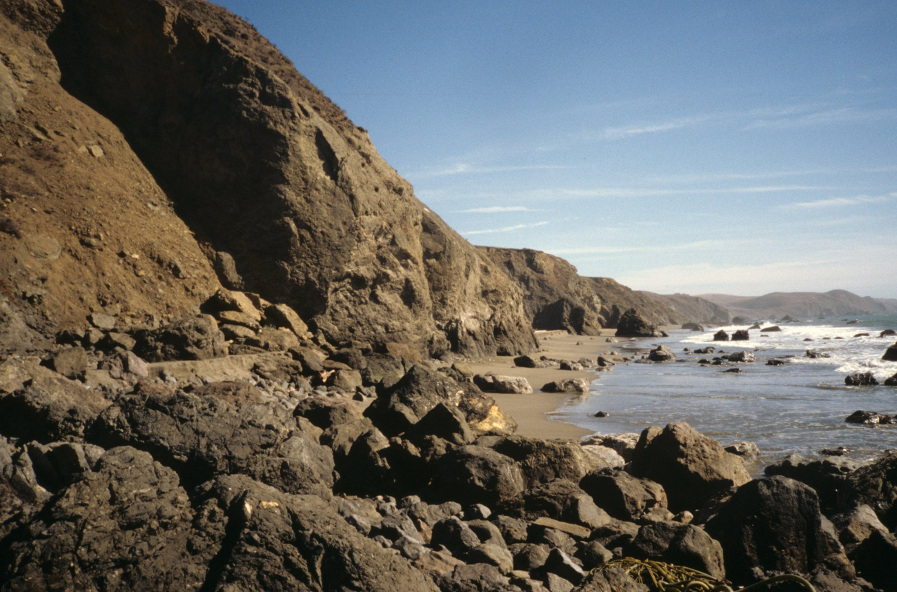 Pinnacle Gulch Beach (Image credit: Beach Watch, NOAA, Farallones Marine Sanctuary Association) Pinnacle Gulch Beach