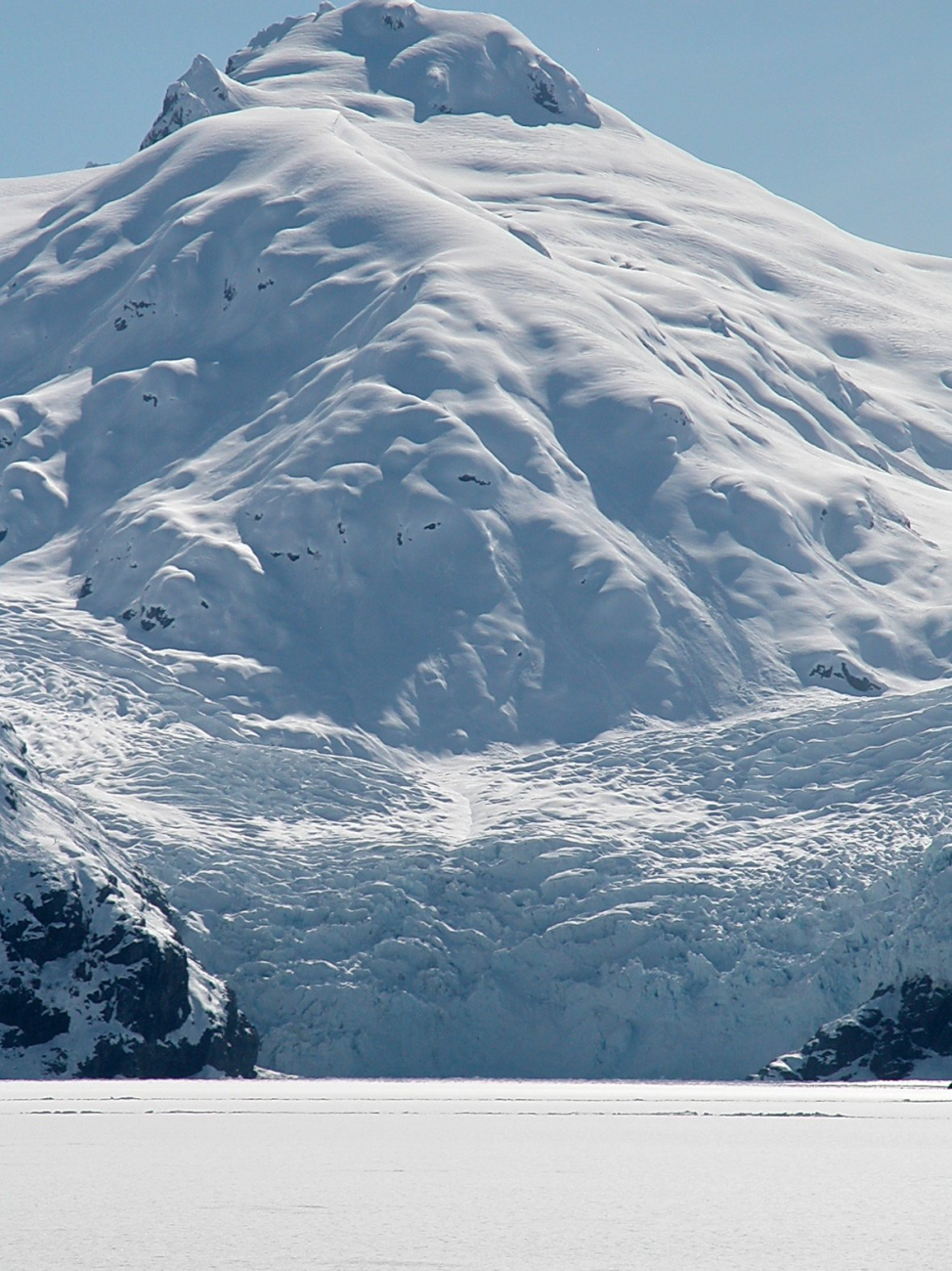 Icy Bay living up to its name (Image credit: Mandy Lindeberg) Icy Bay living up to its name