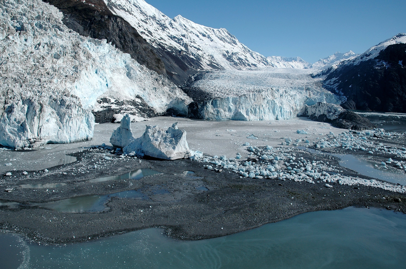 Aerial photograph (Image credit: Alaska ShoreZone Program NOAA/NMFS/AKFSC; Courtesy of Mandy Lindeberg, NOAA/NMFS/AKFSC) Aerial photograph