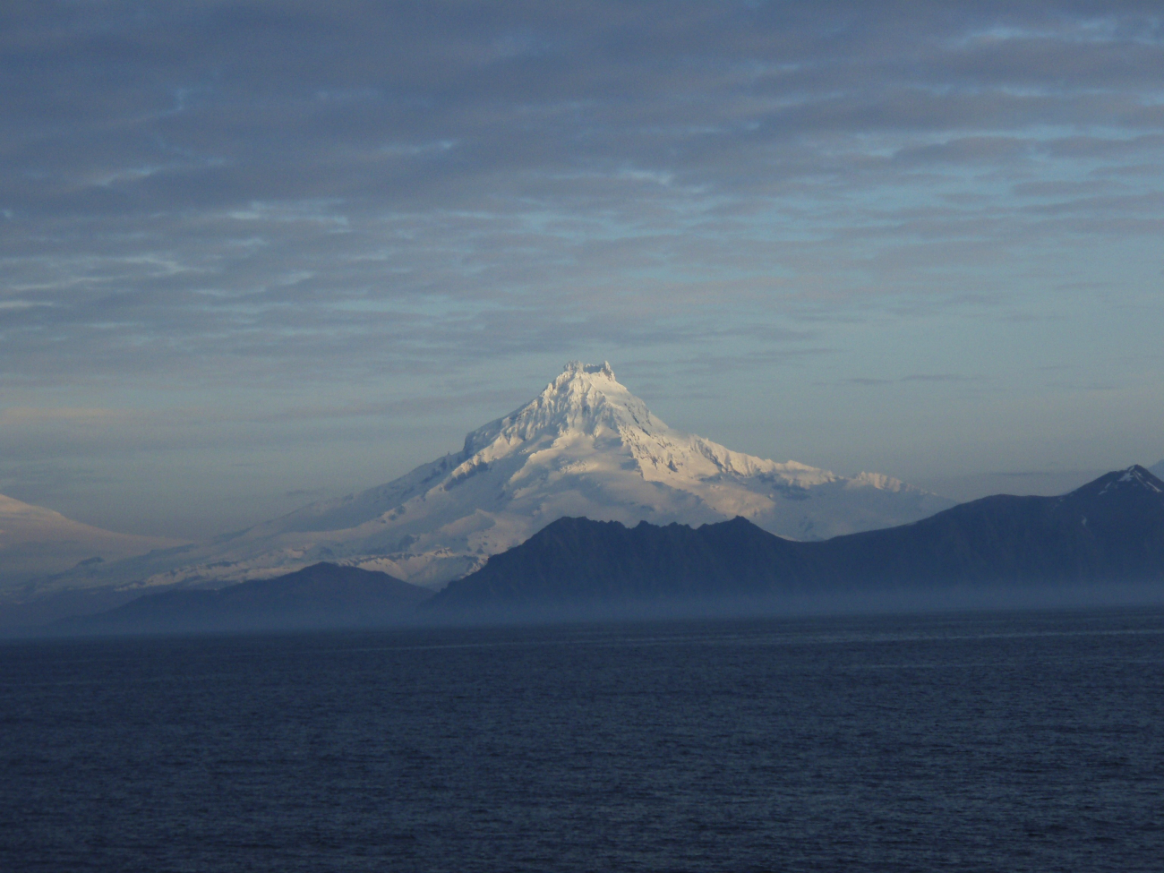 Isanotski Volcano (Image credit: Crew and Officers of NOAA Ship MILLER FREEMAN) Isanotski Volcano