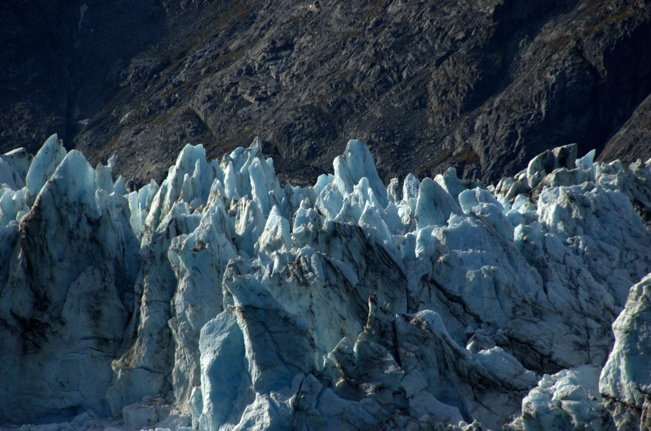 Jaggedy ice spires crowning a Glacier Bay glacier (Image credit: Crew and Officers of NOAA Ship FAIRWEATHER) Jaggedy ice spires crowning a Glacier Bay glacier