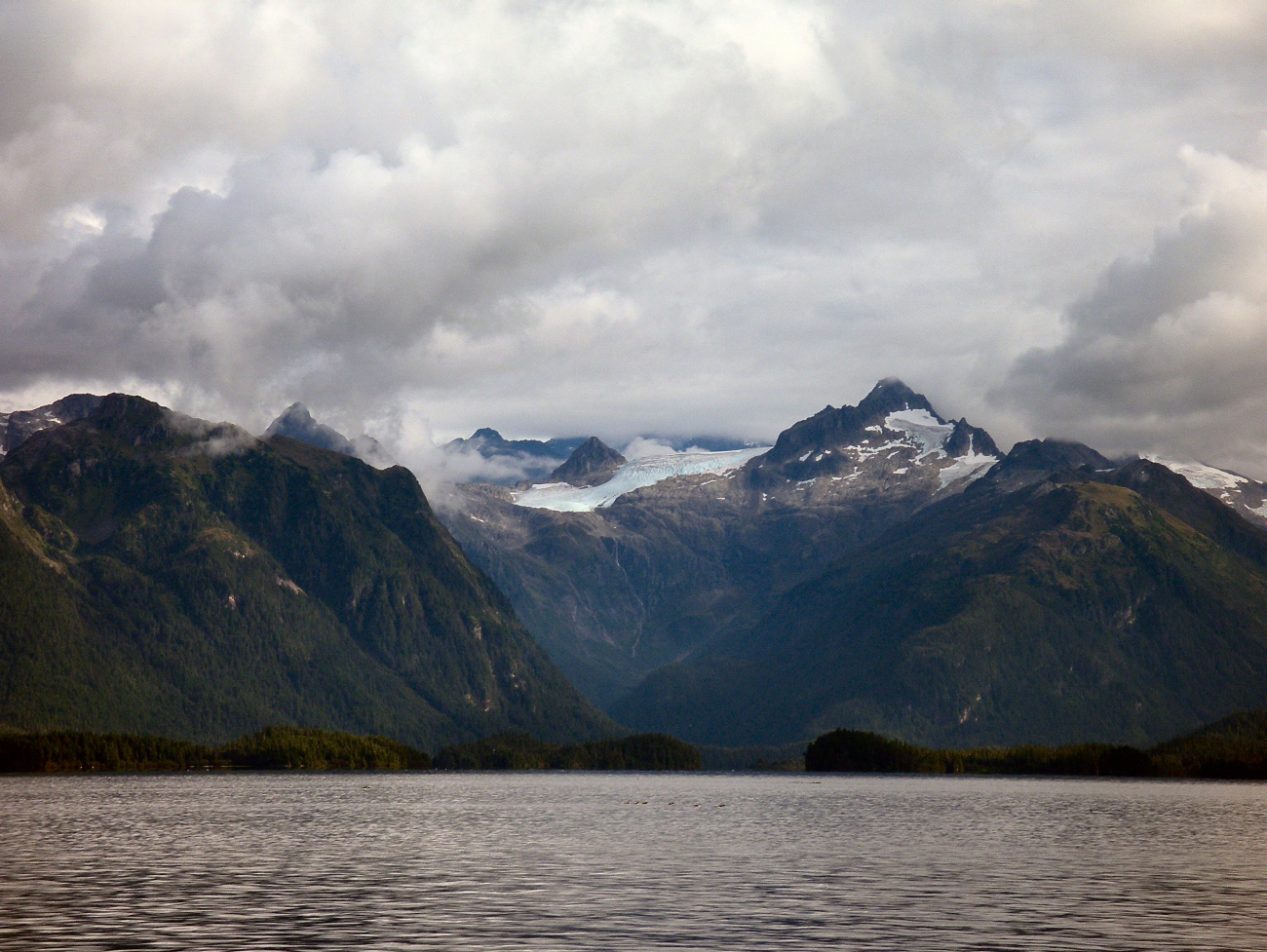 Magnificent scenery in Nelson Bay