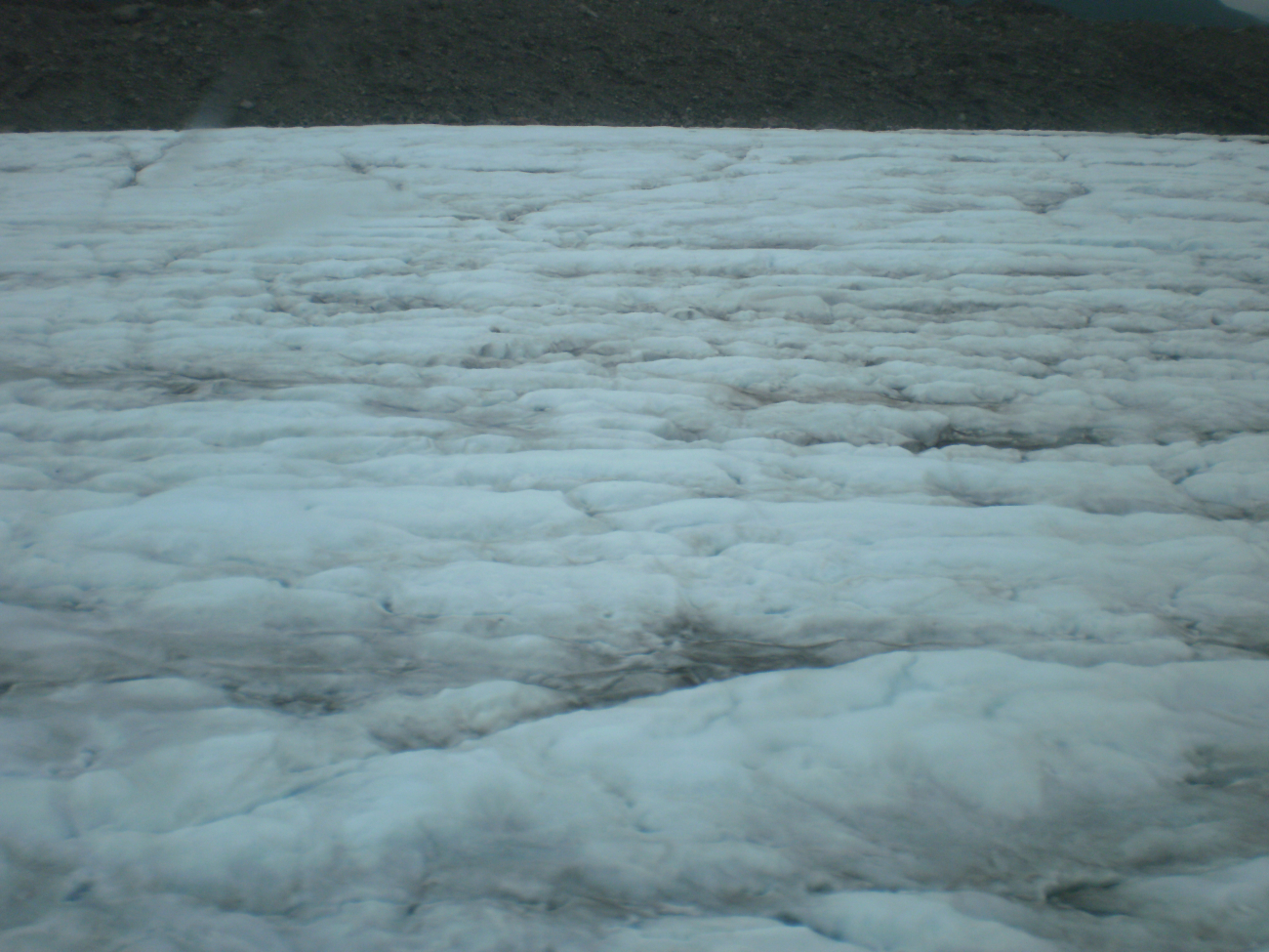 Surface of Hallo Glacier seen from air - looking like billowing waves on theocean (Image credit: Crew and Officers of NOAA Ship FAIRWEATHER) Surface of Hallo Glacier seen from air - looking like billowing waves on theocean