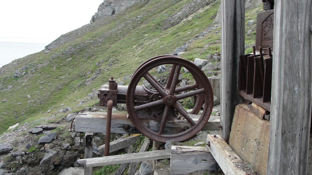 Remains of old mining and milling equipment at Tin City (Image credit: Crew and Officers of NOAA Ship FAIRWEATHER) Remains of old mining and milling equipment at Tin City