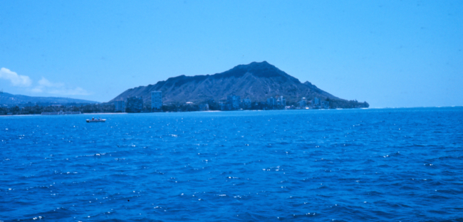 Iconic Diamondhead in the distance