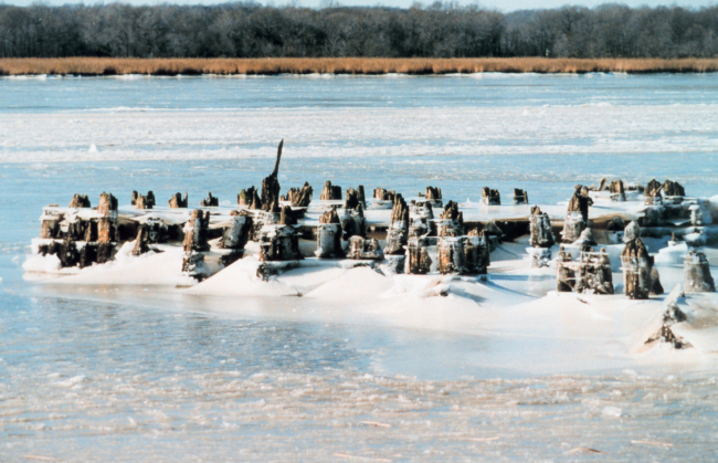 Ice at old steamboat landing and covering the river at Holland Cliffs Shores
