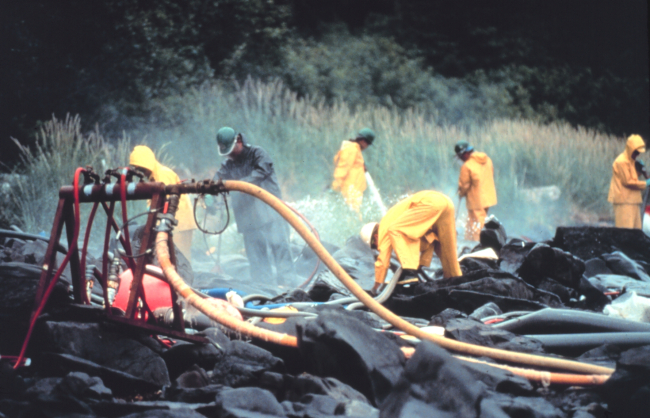 Pressure cleaning rocks on intertidal zone