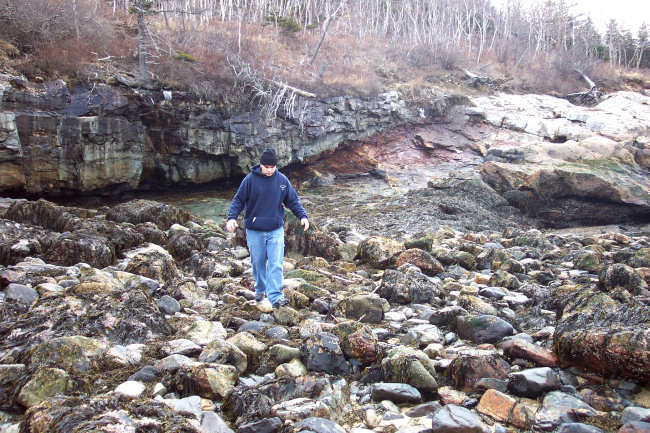 Tide-pooling and rock hopping on the eastern side of Sand Beach