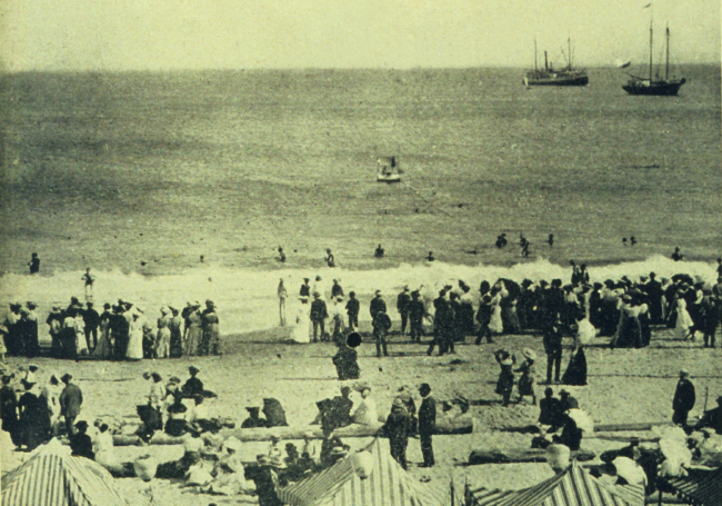 A beach scene at Santa Cruz